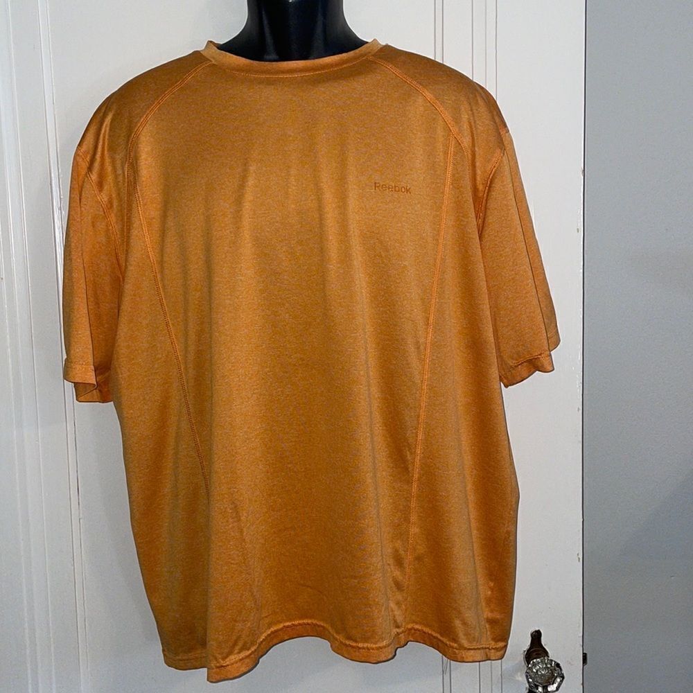 Reebok orange polyester short sleeve athletic T-shirt